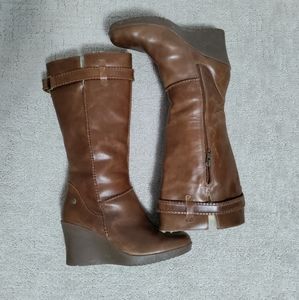 UGG Maxine Chestnut Brown Knee Boots Wedge Shearling Lined Side Zip - Size 8